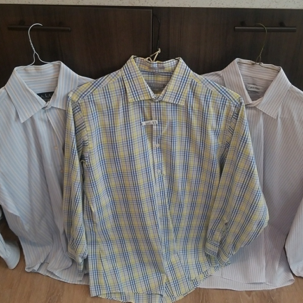 3 Dress Shirts as a lot. Calvin Klien, Van Heusen,